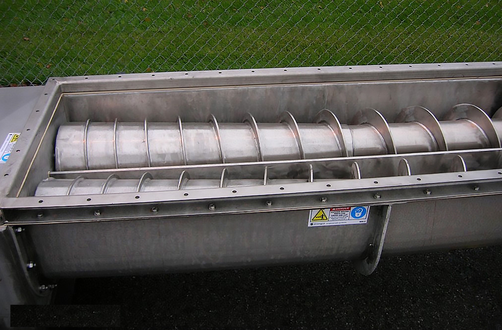 MASS FLOW SCREW FEEDERS FOR CONTROLLED BULK MATERIAL DISCHARGE